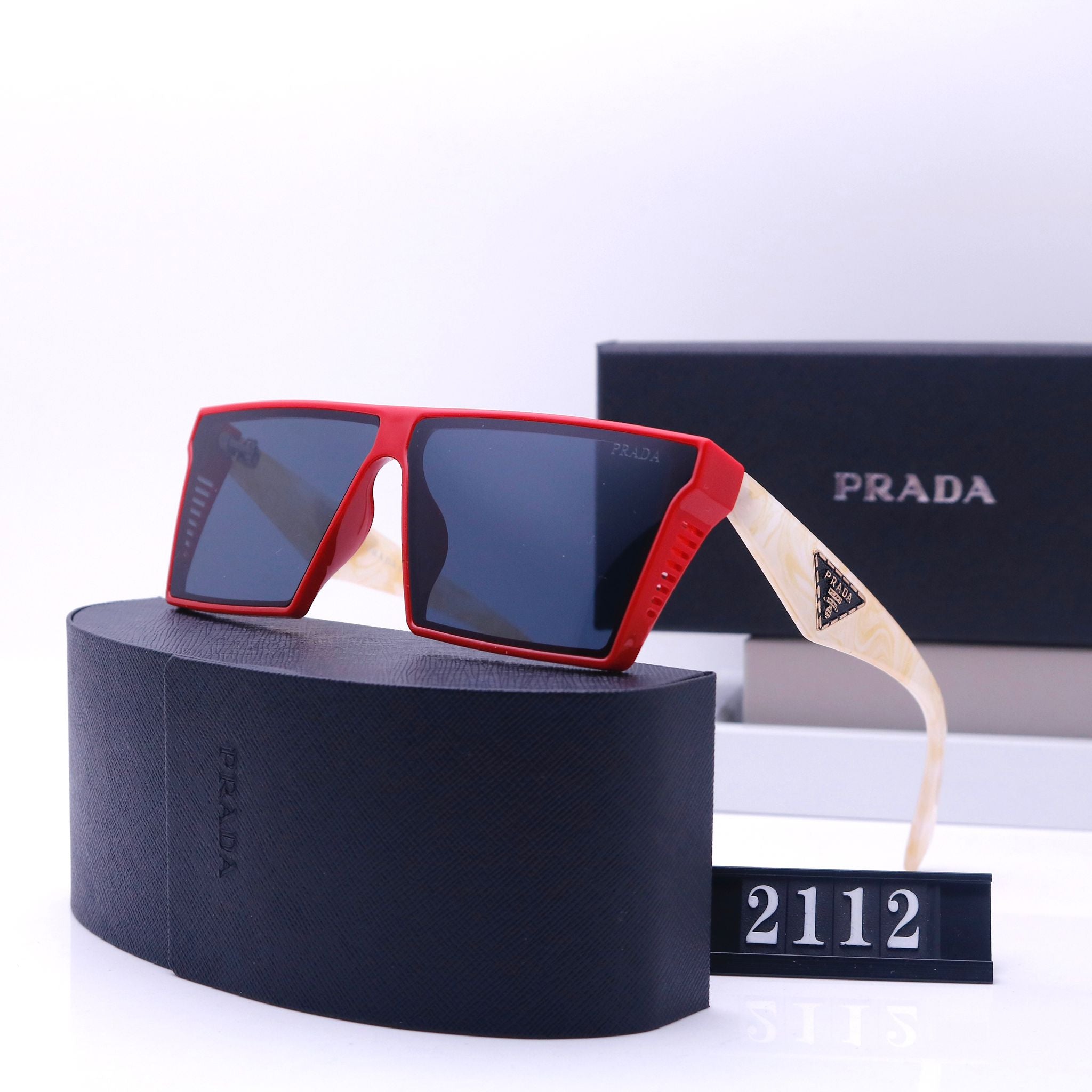 Lunettes Prada