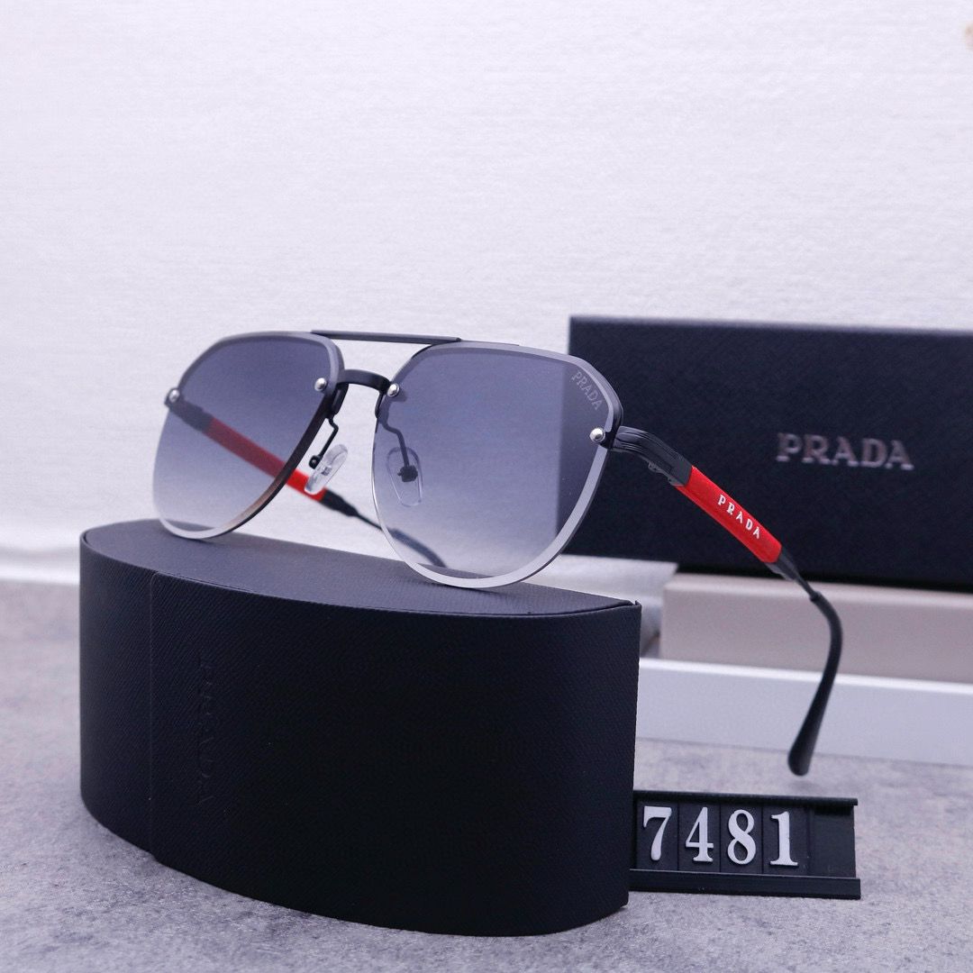 Lunettes Prada
